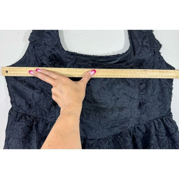 Arula Sleeveless Lace Smocked Back Ruffled Bottom Women's Top Plus Size 18 - Picture 8 of 9